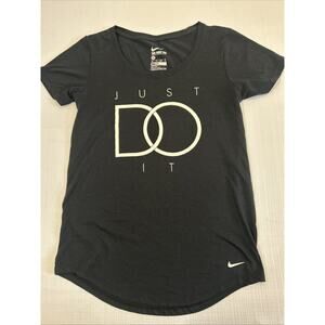 Nike Dri-Fit Women's XS l Just Do It Round Hem Graphic T Shirt Black Crewneck